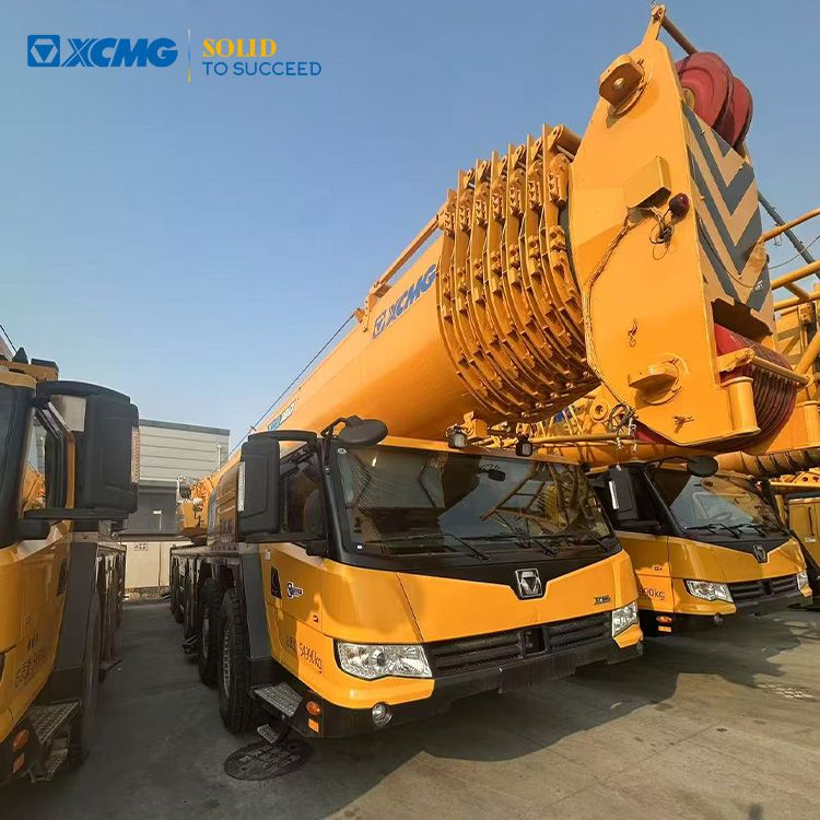 XCMG Official High Quality Used Mobile Crane XCA180L8C 180ton All Terrain Crane for Sale